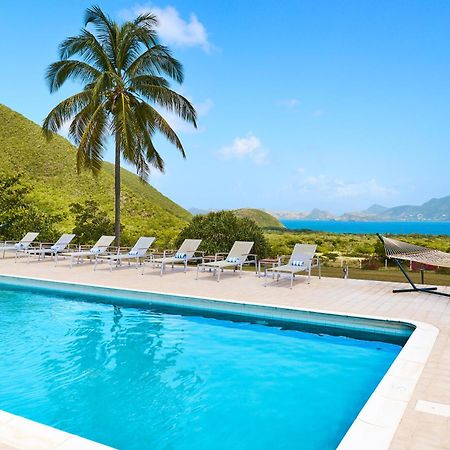 Mount Nevis Hotel Bagian luar foto
