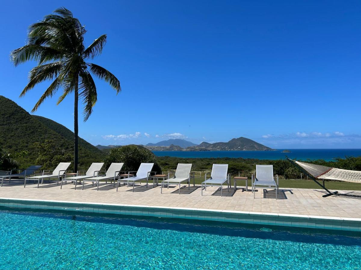 Mount Nevis Hotel Bagian luar foto