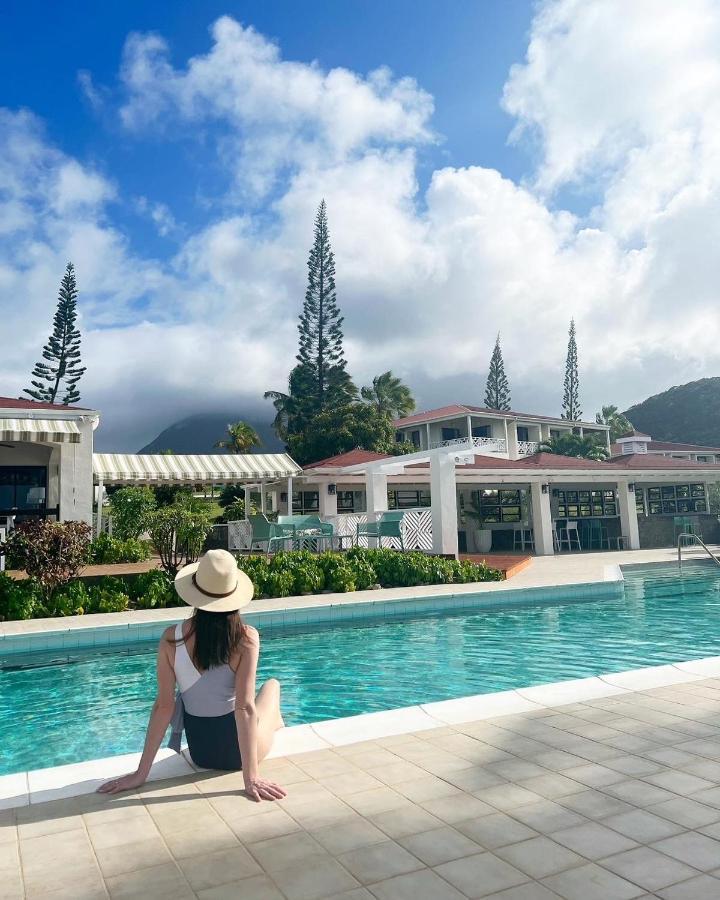 Mount Nevis Hotel Bagian luar foto