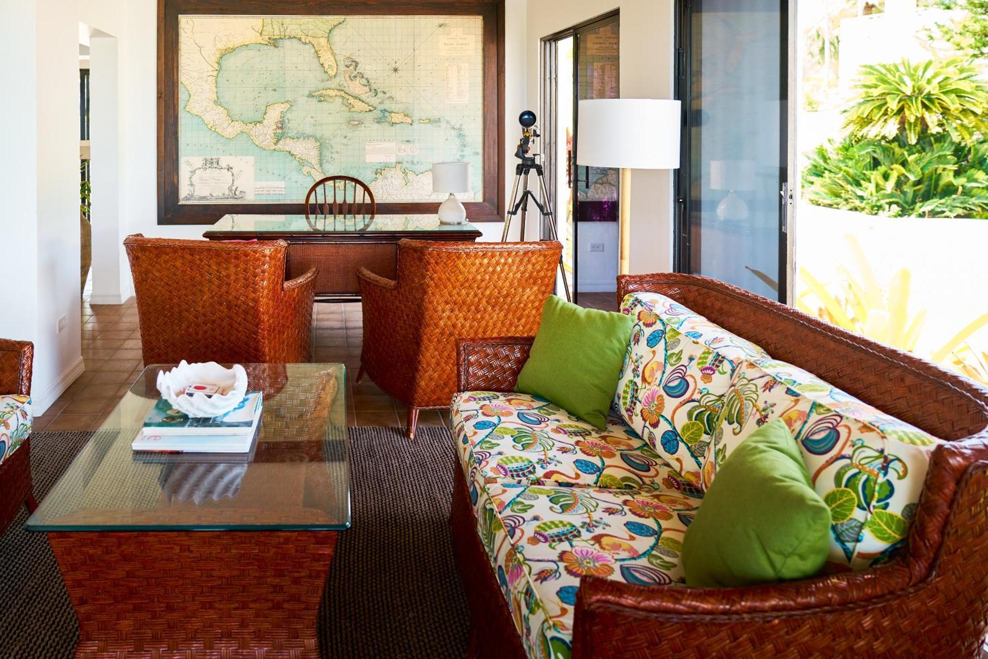 Mount Nevis Hotel Bagian luar foto