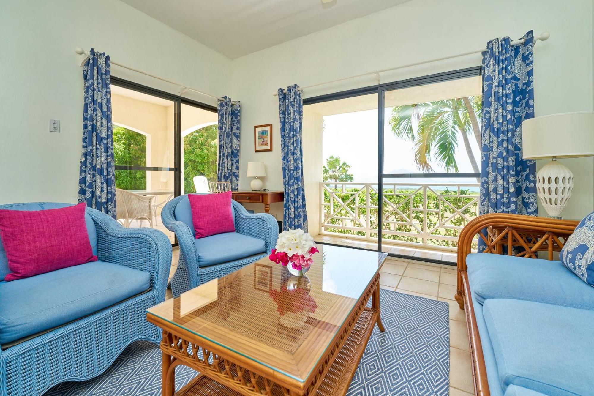 Mount Nevis Hotel Bagian luar foto