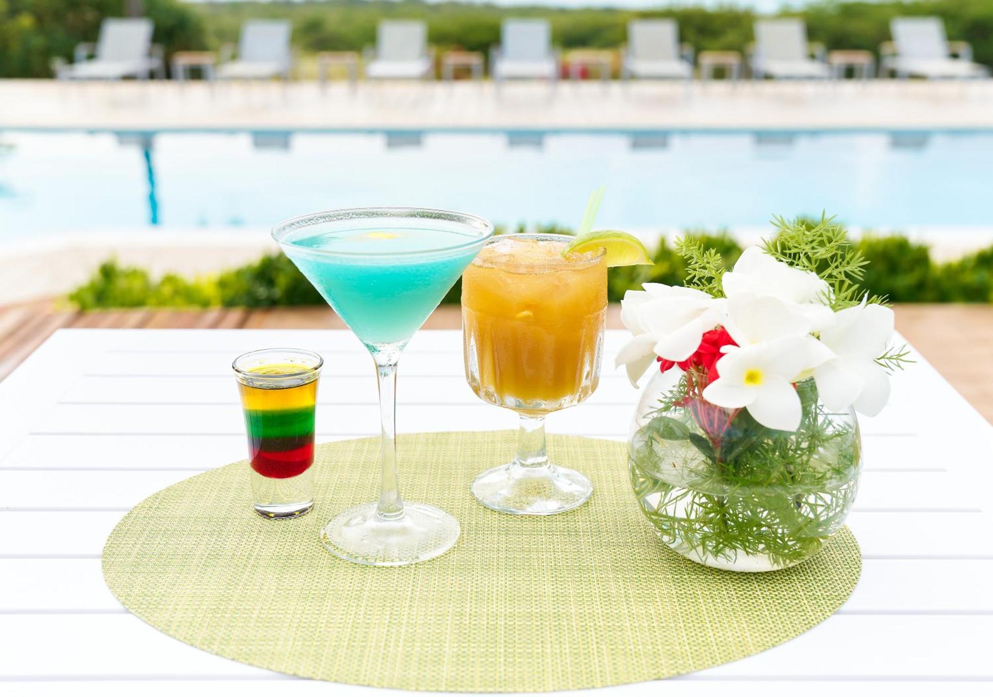 Mount Nevis Hotel Bagian luar foto