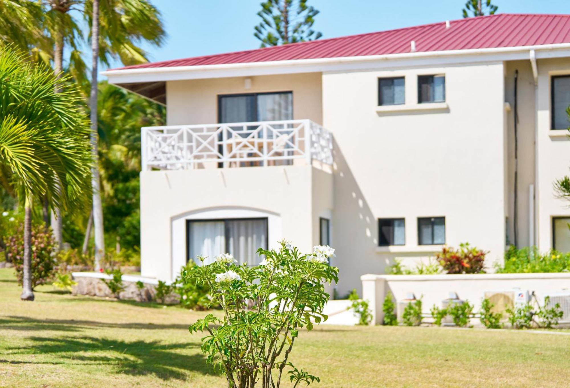 Mount Nevis Hotel Bagian luar foto