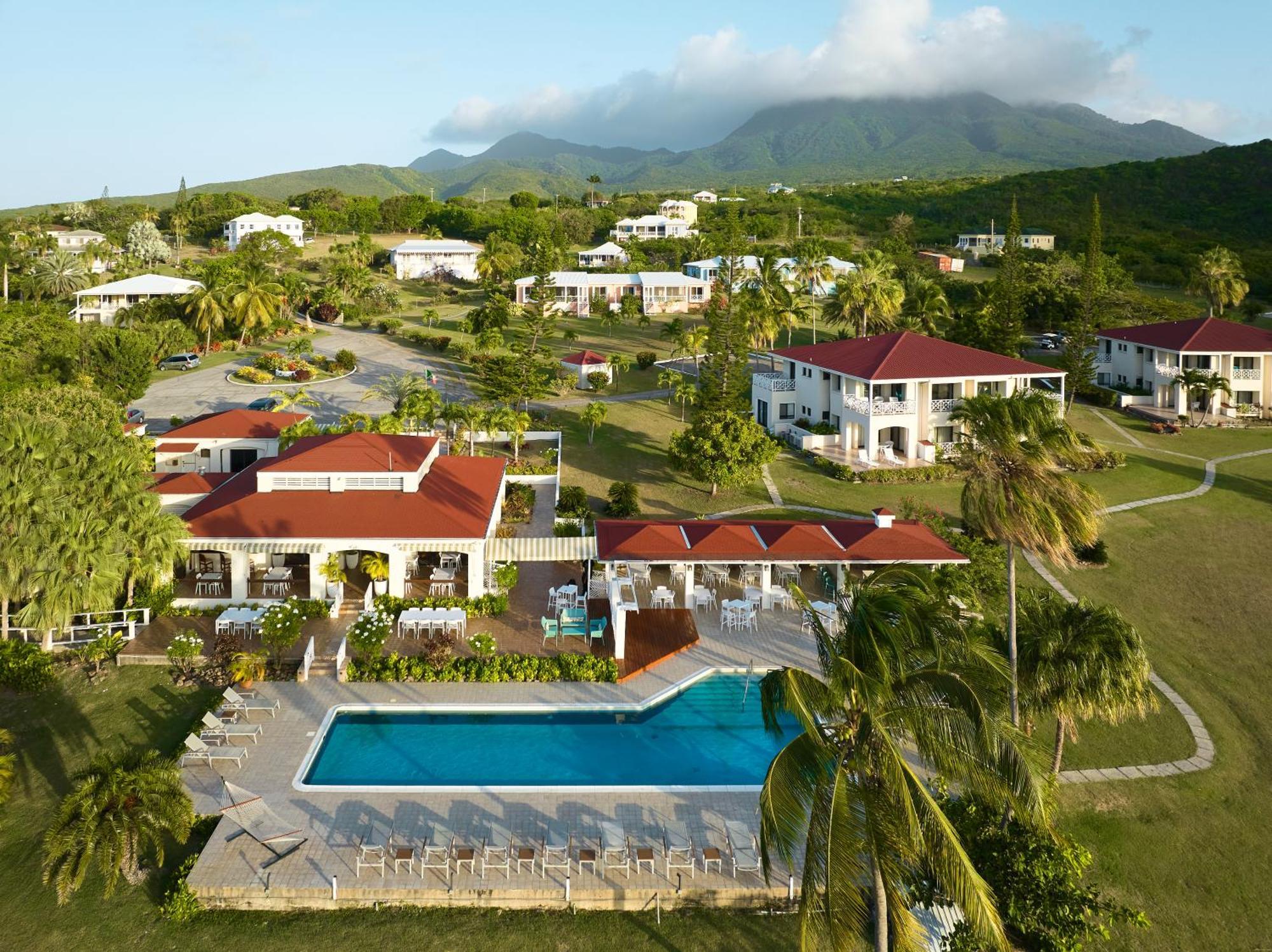 Mount Nevis Hotel Bagian luar foto