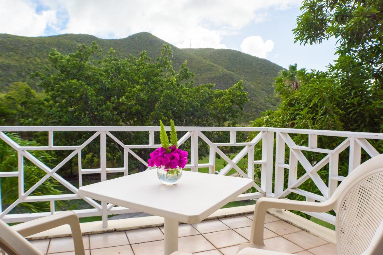 Mount Nevis Hotel Bagian luar foto